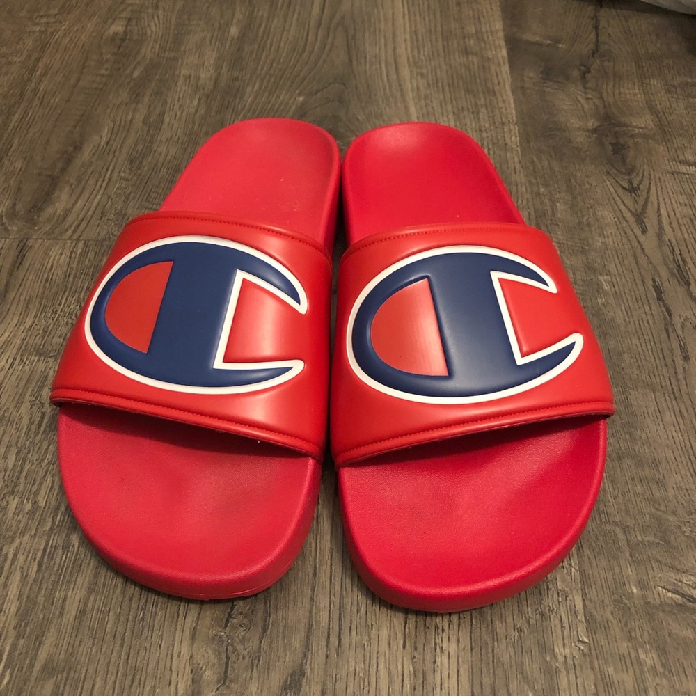 Champion slides size 5